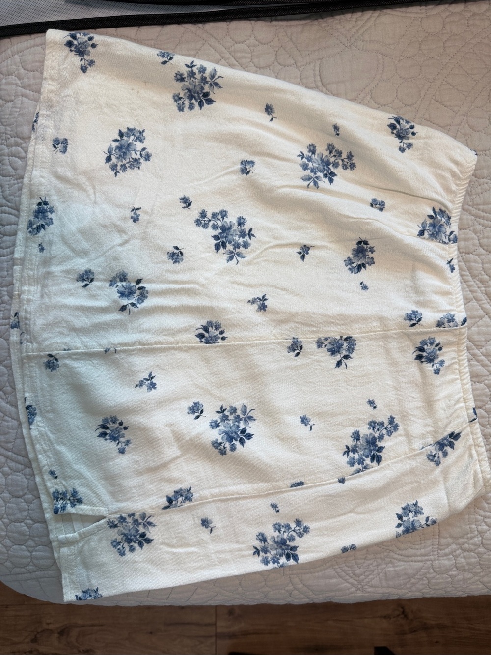 Linen White Floral Mini Skirt - Blue Floral Print
